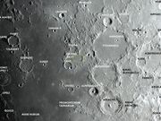 Catena DAVY (cadeia com 23 minúsculas crateras - 52,34 km).