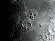 HYGINUS - A maior cratera vulcânica da face visível da Lua.